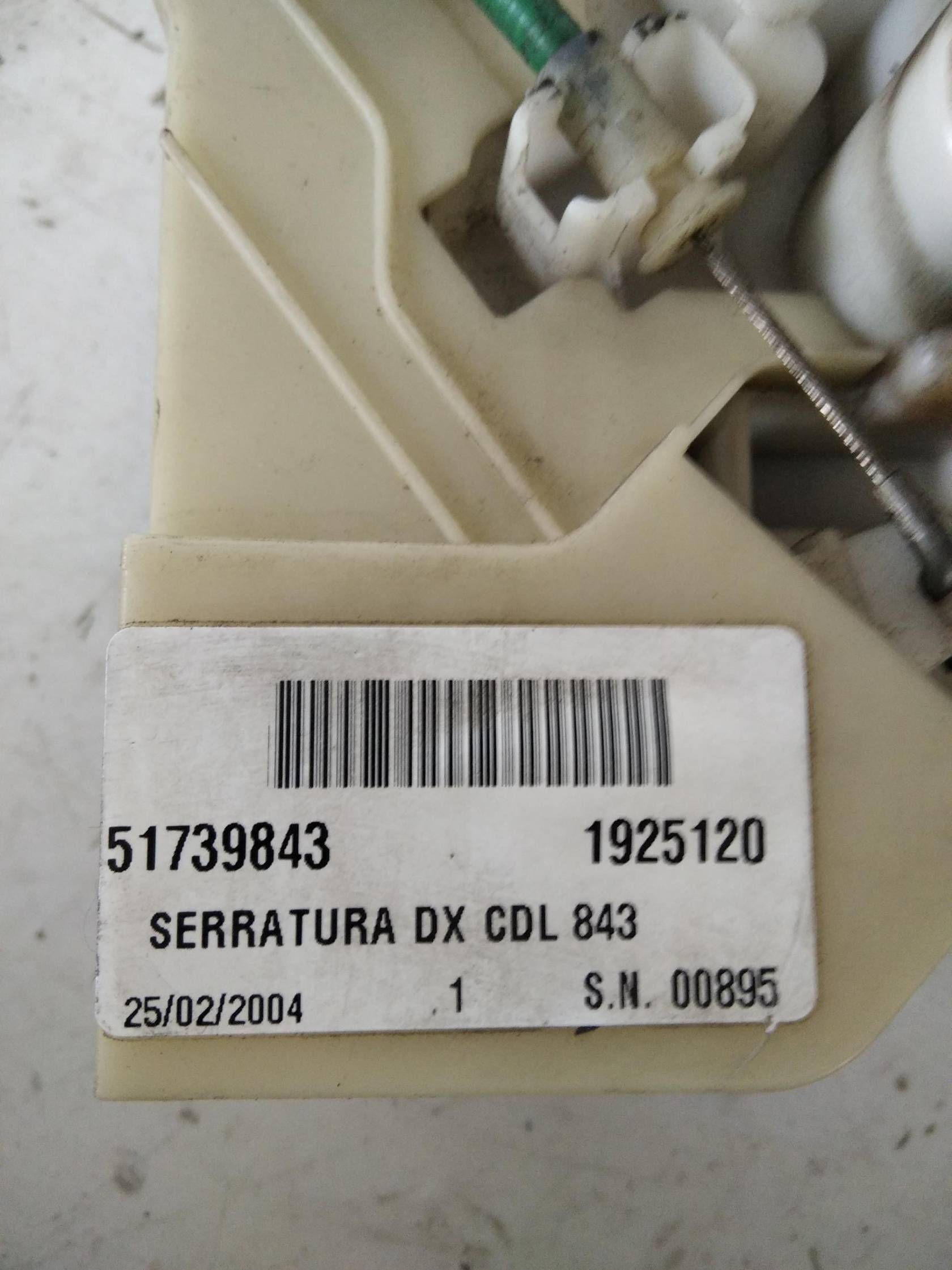 Serratura chiusura c.zta porta ant. dx.